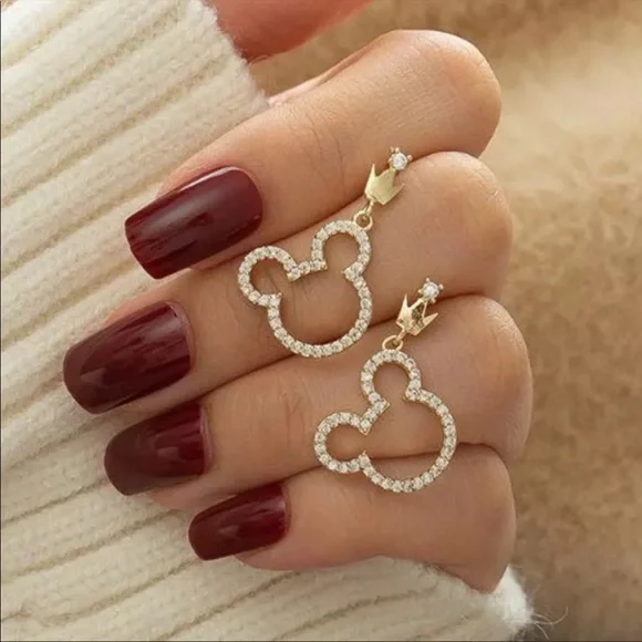✨2 for $20✨ Minnie Mouse Crystal Earrings - Picture 3 of 5